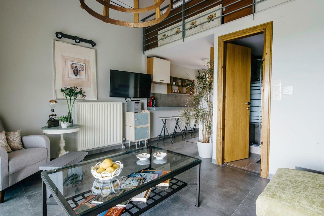 Loft Apartments 코모티니 외부 사진